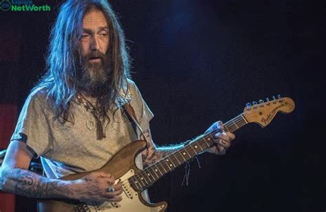 chris robinson net worth|Chris Robinson Net Worth, spouse, young children, awards,。